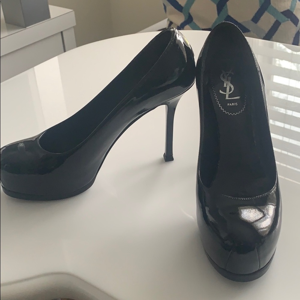 YSL Tribtoo 80 Pump in black